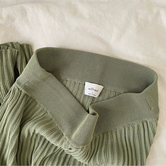 wilfred knit slit skirt in green from aritzia - Picture 4 of 4